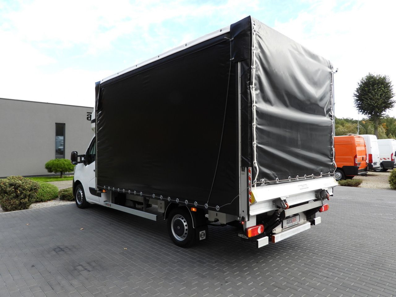 Carrinha de lona RENAULT MASTER TARPAULIN LIFT 10 PALLETS CRUISE CONTROL LED LIGHTS AIR CONDITIONING 165HP: foto 10 Carrinha de lona RENAULT MASTER TARPAULIN LIFT 10 PALLETS CRUISE CONTROL LED LIGHTS AIR CONDITIONING 165HP: foto 10