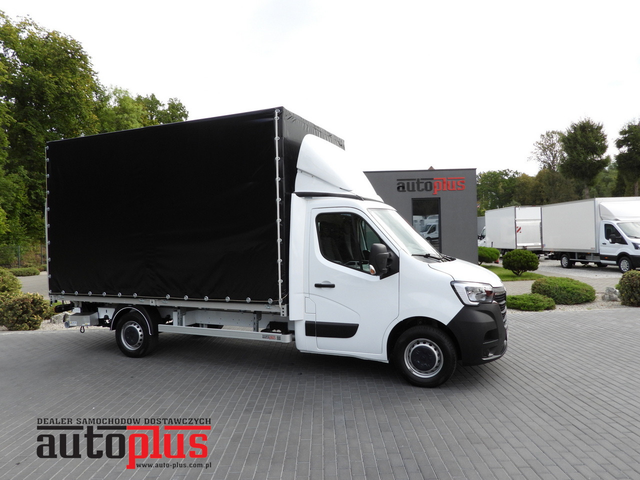 RENAULT MASTER TARPAULIN LIFT 8 PALLETS CRUISE CONTROL LED LIGHTS AIR CONDITIONING 145HP - Carrinha de lona: foto 1 RENAULT MASTER TARPAULIN LIFT 8 PALLETS CRUISE CONTROL LED LIGHTS AIR CONDITIONING 145HP - Carrinha de lona: foto 1