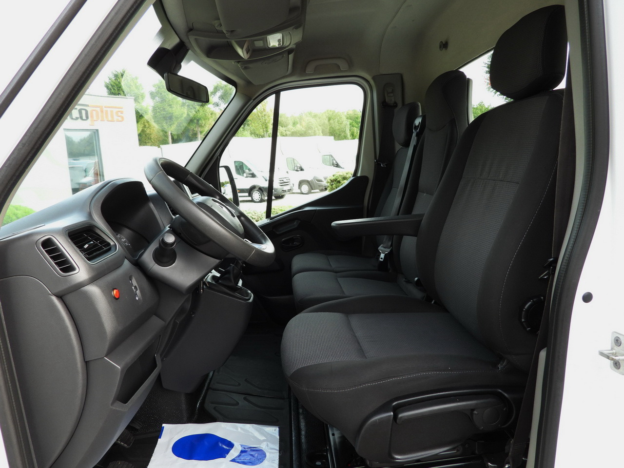 Carrinha basculante RENAULT MASTER TIPPER CRUISE CONTROL LED LIGHTS TWIN WHEELS AIR CONDITIONING  130HP: foto 25 Carrinha basculante RENAULT MASTER TIPPER CRUISE CONTROL LED LIGHTS TWIN WHEELS AIR CONDITIONING  130HP: foto 25