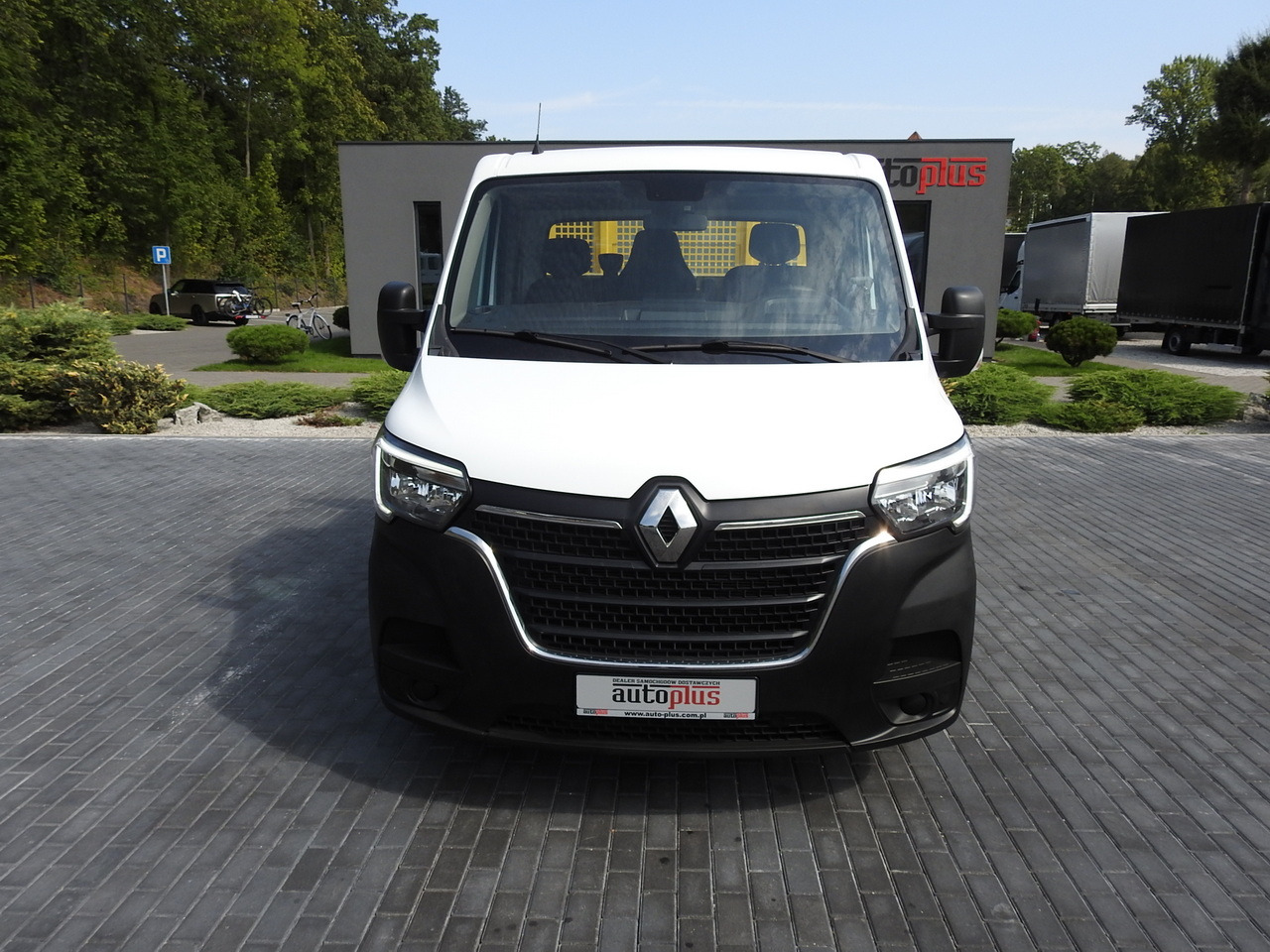 RENAULT MASTER TIPPER CRUISE CONTROL NAVIGATION AIR CONDITIONING LED LIGHTS TWIN WHEELS LOAD WEIGHT 145HP - Carrinha basculante: foto 5 RENAULT MASTER TIPPER CRUISE CONTROL NAVIGATION AIR CONDITIONING LED LIGHTS TWIN WHEELS LOAD WEIGHT 145HP - Carrinha basculante: foto 5