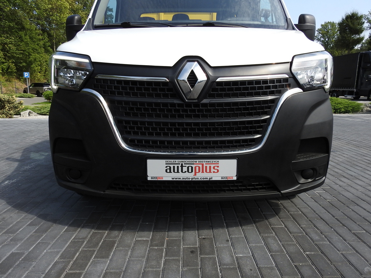 Carrinha basculante RENAULT MASTER TIPPER CRUISE CONTROL NAVIGATION AIR CONDITIONING LED LIGHTS TWIN WHEELS LOAD WEIGHT 145HP: foto 17 Carrinha basculante RENAULT MASTER TIPPER CRUISE CONTROL NAVIGATION AIR CONDITIONING LED LIGHTS TWIN WHEELS LOAD WEIGHT 145HP: foto 17