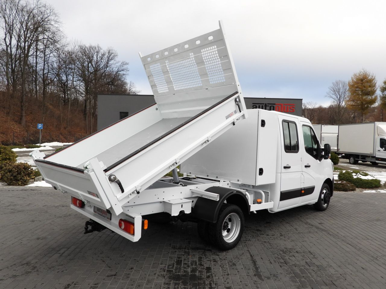 RENAULT MASTER TIPPER DOUBLE CABIN DOKA 6 SEATS CRUISE CONTROL LED LIGHTS TWIN WHEELS AIR CONDITIONING 145HP - Carrinha basculante: foto 3 RENAULT MASTER TIPPER DOUBLE CABIN DOKA 6 SEATS CRUISE CONTROL LED LIGHTS TWIN WHEELS AIR CONDITIONING 145HP - Carrinha basculante: foto 3