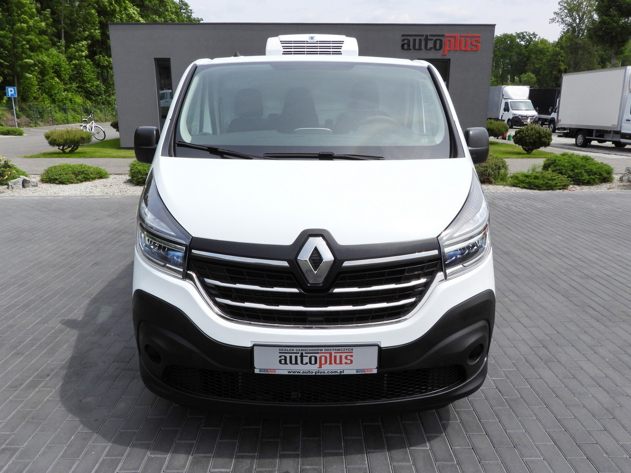 RENAULT TRAFIC REFRIGERATOR VAN 0*C CRUISE CONTROL LED LIGHTS AIR CONDITIONING 120HP - Carrinha frigorífica: foto 5 RENAULT TRAFIC REFRIGERATOR VAN 0*C CRUISE CONTROL LED LIGHTS AIR CONDITIONING 120HP - Carrinha frigorífica: foto 5