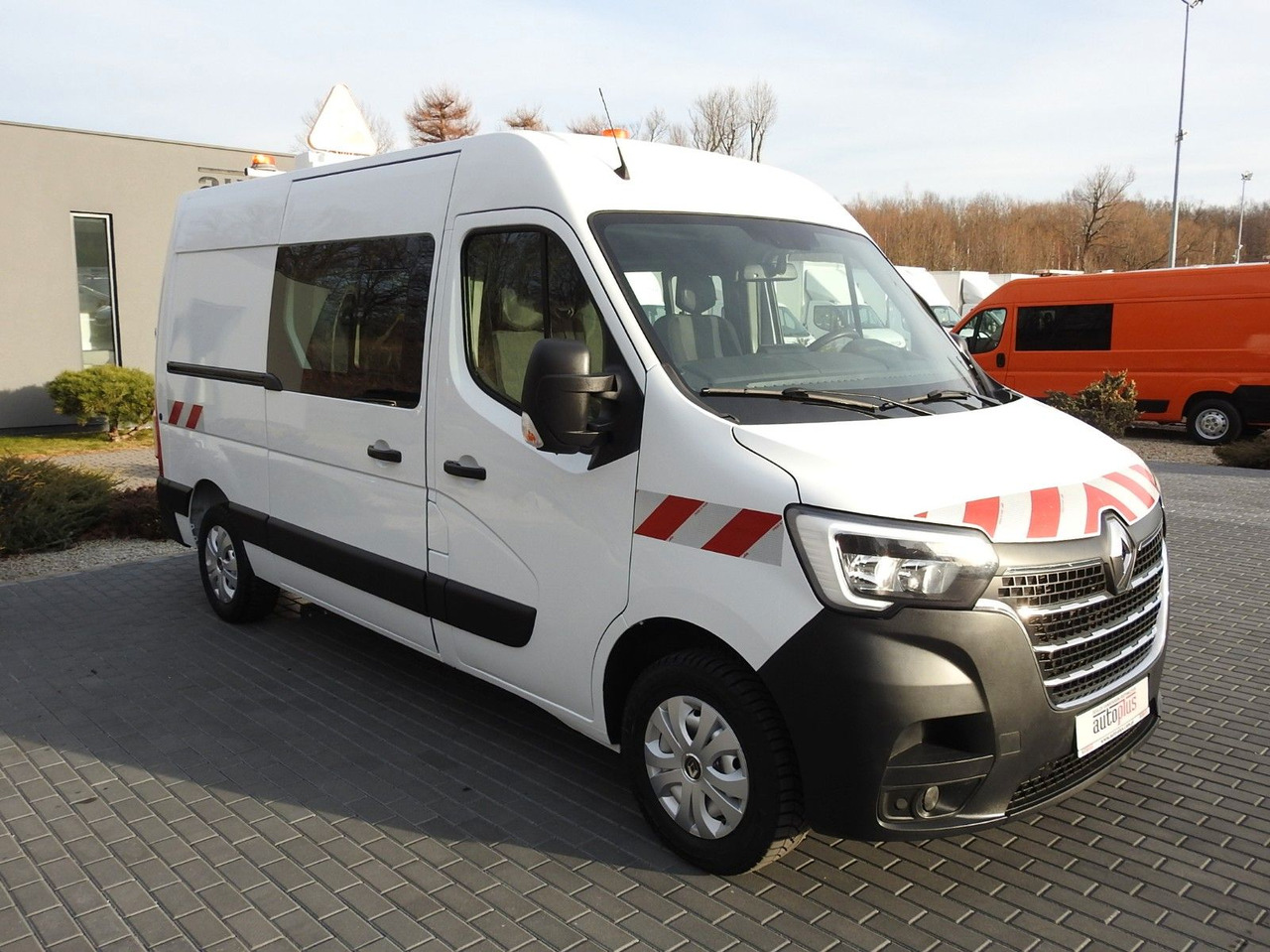 Renault MASTER KASTENWAGEN DOPPELKABINE 7 SITZE TEMPOMAT - Furgão, Carrinha cabine dupla: foto 4 Renault MASTER KASTENWAGEN DOPPELKABINE 7 SITZE TEMPOMAT - Furgão, Carrinha cabine dupla: foto 4