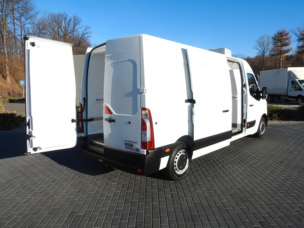 Renault MASTER KÜHLKASTENWAGEN -5*C HEIZFUNKTION A/C Renault MASTER KÜHLKASTENWAGEN -5*C HEIZFUNKTION A/C - Carrinha frigorífica: foto 3 Renault MASTER KÜHLKASTENWAGEN -5*C HEIZFUNKTION A/C Renault MASTER KÜHLKASTENWAGEN -5*C HEIZFUNKTION A/C - Carrinha frigorífica: foto 3