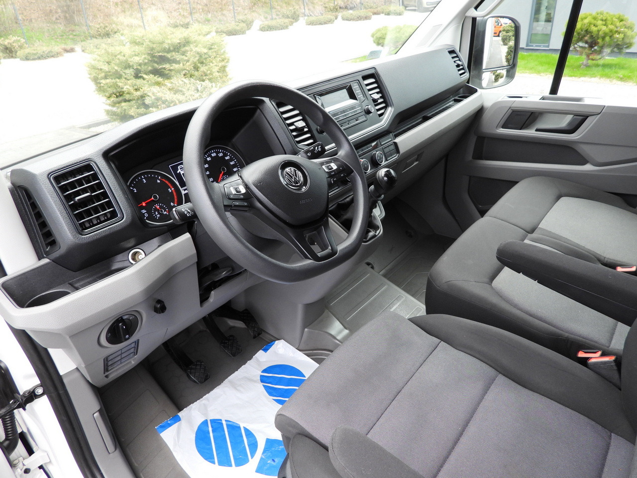 VOLKSWAGEN CRAFTER TARPAULIN 10 PALLETS WEBASTO CRUISE CONTROL LED LIGHTS 180HP - Carrinha de lona: foto 2 VOLKSWAGEN CRAFTER TARPAULIN 10 PALLETS WEBASTO CRUISE CONTROL LED LIGHTS 180HP - Carrinha de lona: foto 2