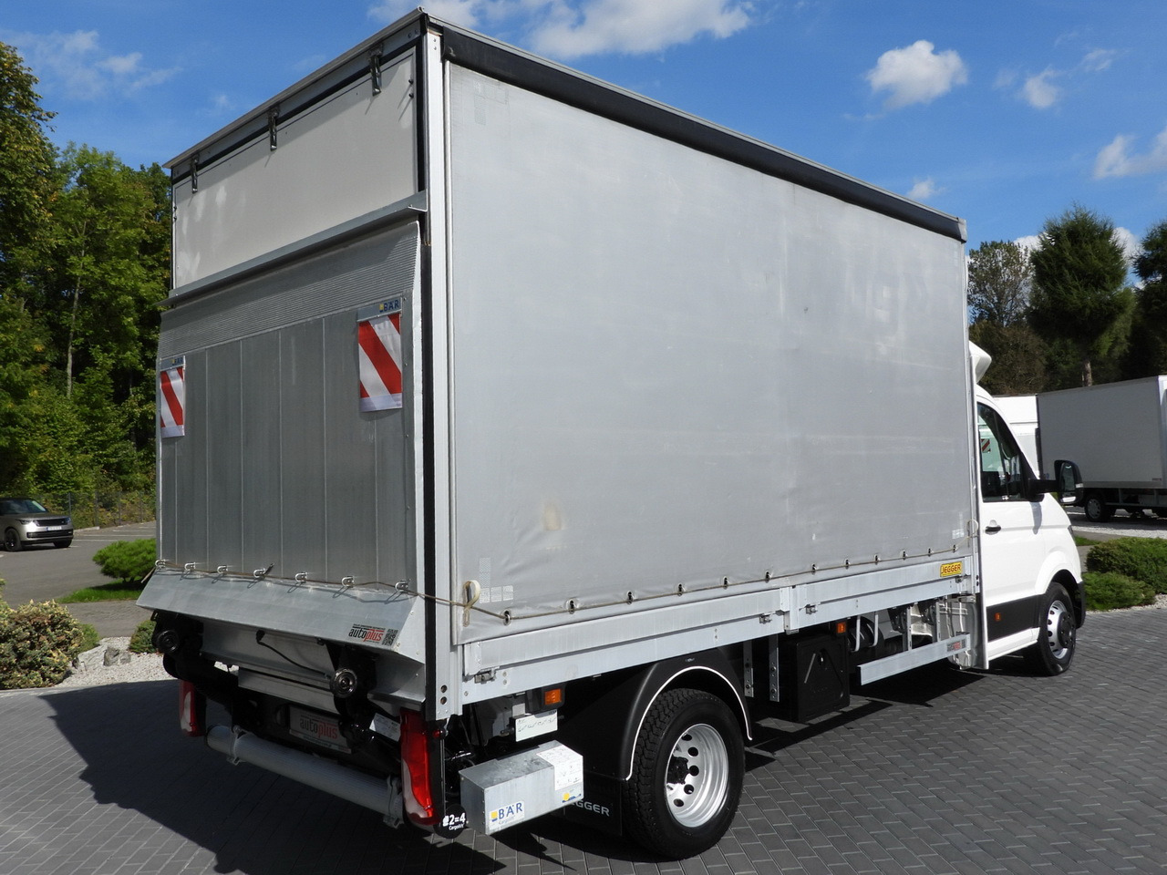VOLKSWAGEN CRAFTER TARPAULIN LIFT 8 PALLETS CRUISE CONTROL LED LIGHTS TWIN WHEELS AIR CONDITIONING 180HP - Carrinha de lona: foto 3 VOLKSWAGEN CRAFTER TARPAULIN LIFT 8 PALLETS CRUISE CONTROL LED LIGHTS TWIN WHEELS AIR CONDITIONING 180HP - Carrinha de lona: foto 3