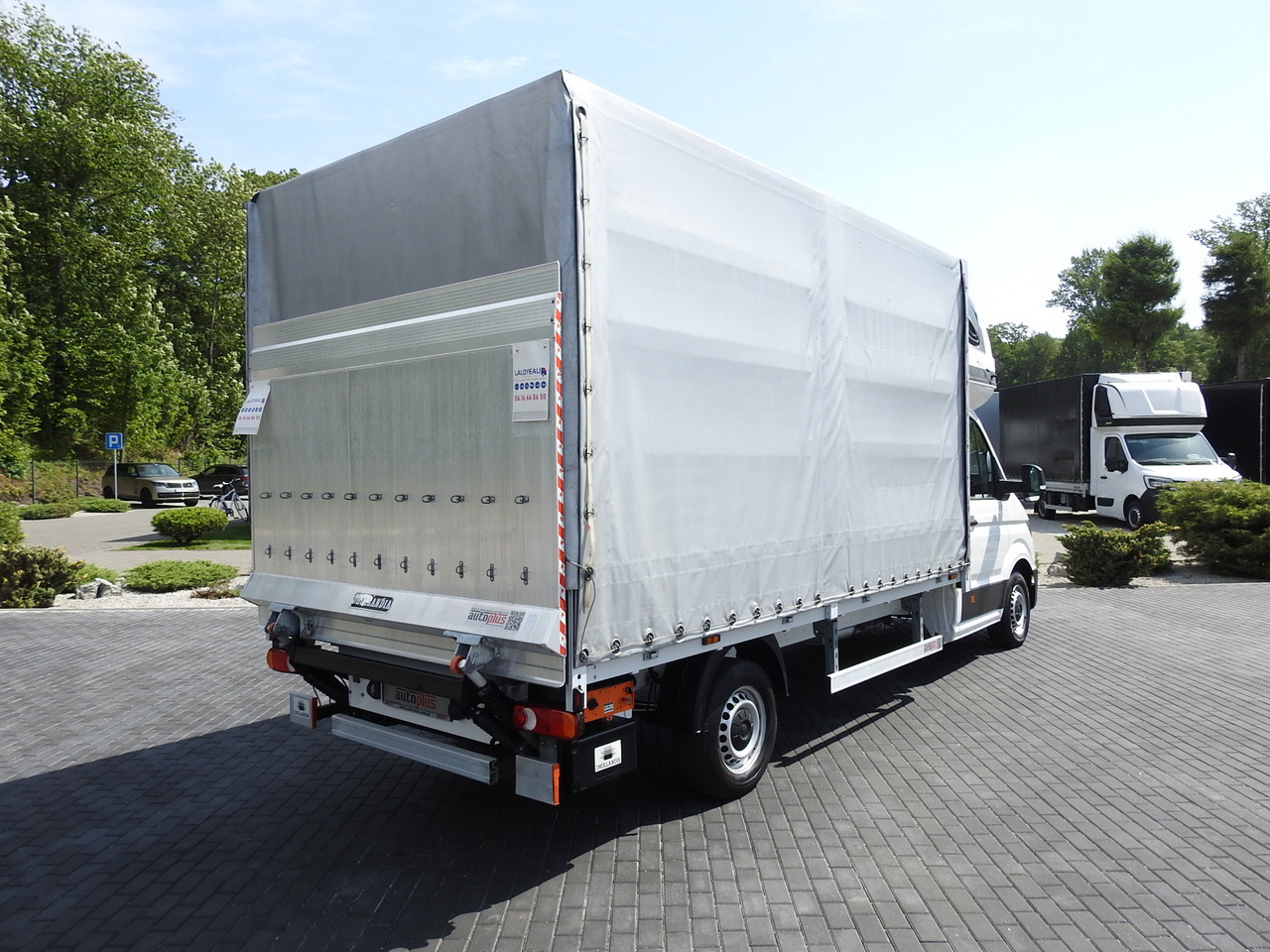 VOLKSWAGEN CRAFTER TARPAULIN LIFT 8 PALLETS WEBASTO CRUISE CONTROL  180HP - Carrinha de lona: foto 3 VOLKSWAGEN CRAFTER TARPAULIN LIFT 8 PALLETS WEBASTO CRUISE CONTROL  180HP - Carrinha de lona: foto 3