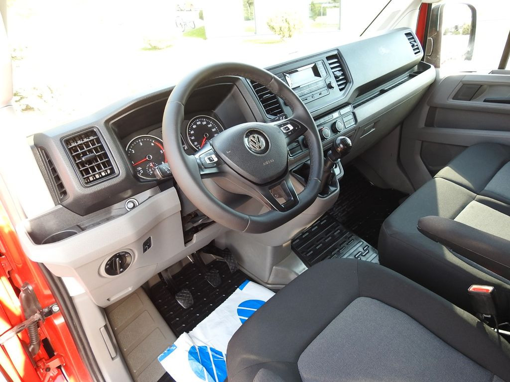 Volkswagen CRAFTER PRITSCHE DOPPELKABINE DOKA 7 SITZE A/C - Carrinha de caixa aberta, Carrinha cabine dupla: foto 2 Volkswagen CRAFTER PRITSCHE DOPPELKABINE DOKA 7 SITZE A/C - Carrinha de caixa aberta, Carrinha cabine dupla: foto 2