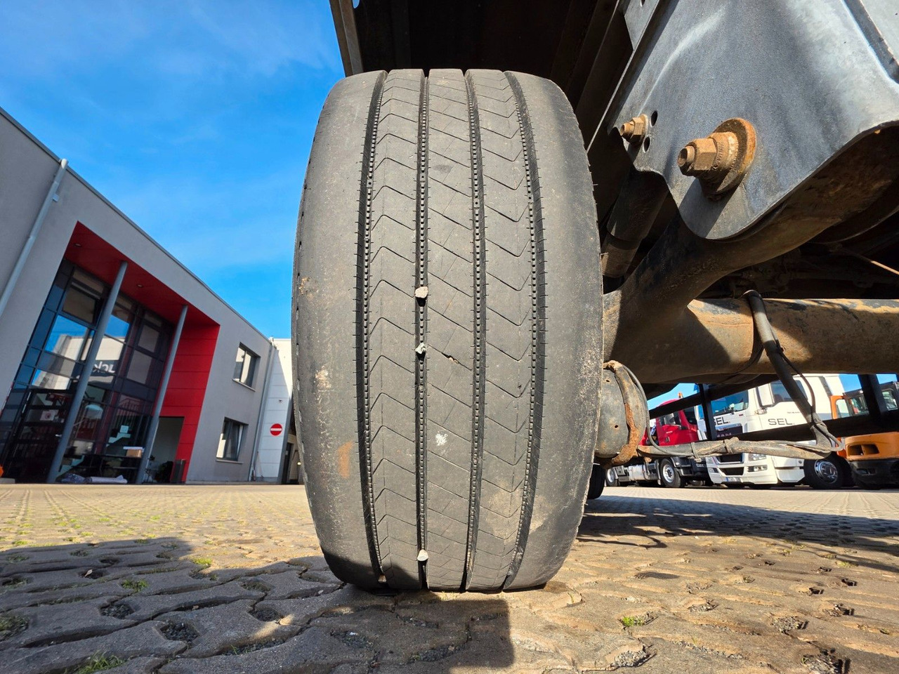 Reboque plataforma/ Caixa aberta Ackermann PA-F18/7,1E BPA+ / Baustoff / 40 mm: foto 27 Reboque plataforma/ Caixa aberta Ackermann PA-F18/7,1E BPA+ / Baustoff / 40 mm: foto 27