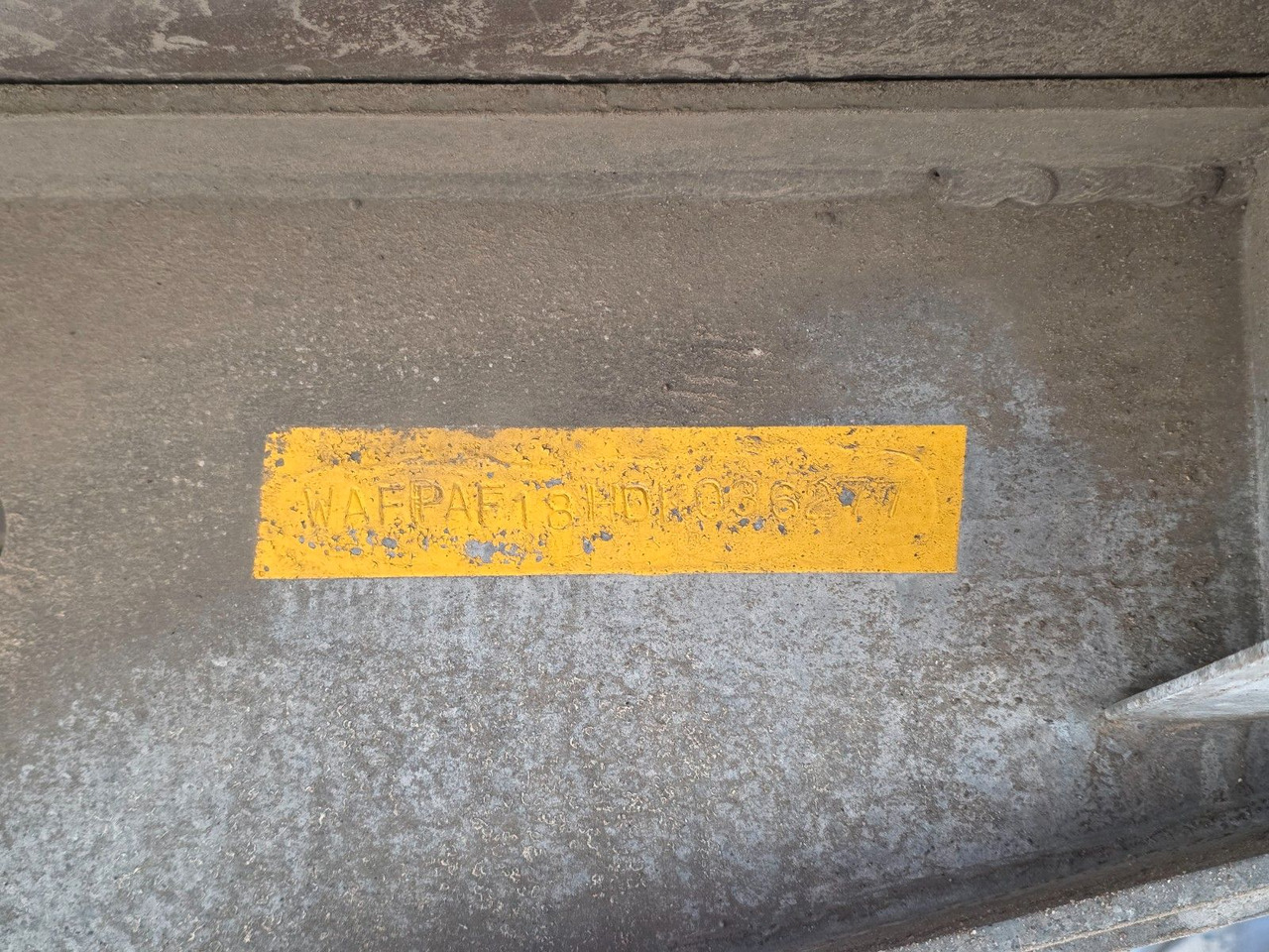 Reboque plataforma/ Caixa aberta Ackermann PA-F18/7,1E BPA+ / Baustoff / 40 mm: foto 32 Reboque plataforma/ Caixa aberta Ackermann PA-F18/7,1E BPA+ / Baustoff / 40 mm: foto 32