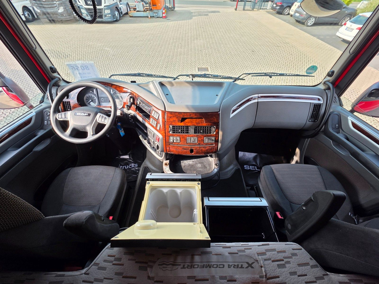 Camião de lona DAF XF 410 / ZF Intarder / Durchladezug: foto 18 Camião de lona DAF XF 410 / ZF Intarder / Durchladezug: foto 18