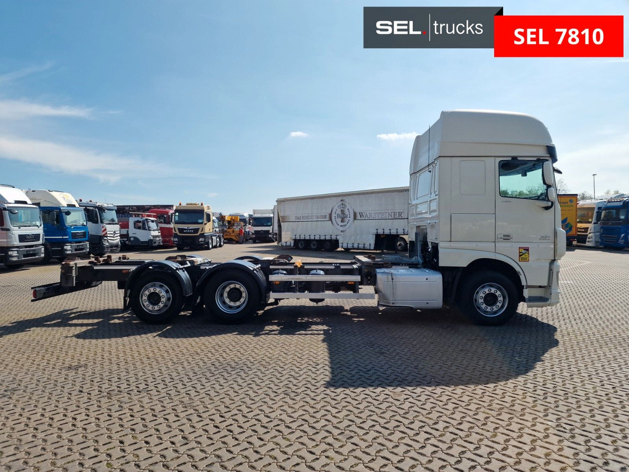 DAF XF 460 FAN / Intarder / Lenkachse / Standklima - Camião transportador de contêineres/ Caixa móvel: foto 4 DAF XF 460 FAN / Intarder / Lenkachse / Standklima - Camião transportador de contêineres/ Caixa móvel: foto 4
