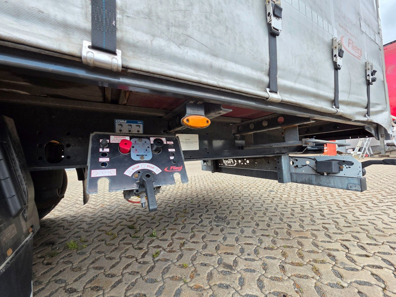 Semi-reboque de lona Fliegl SDS01 / Hubdach / EDSCHA / Mega / Liftachse: foto 16