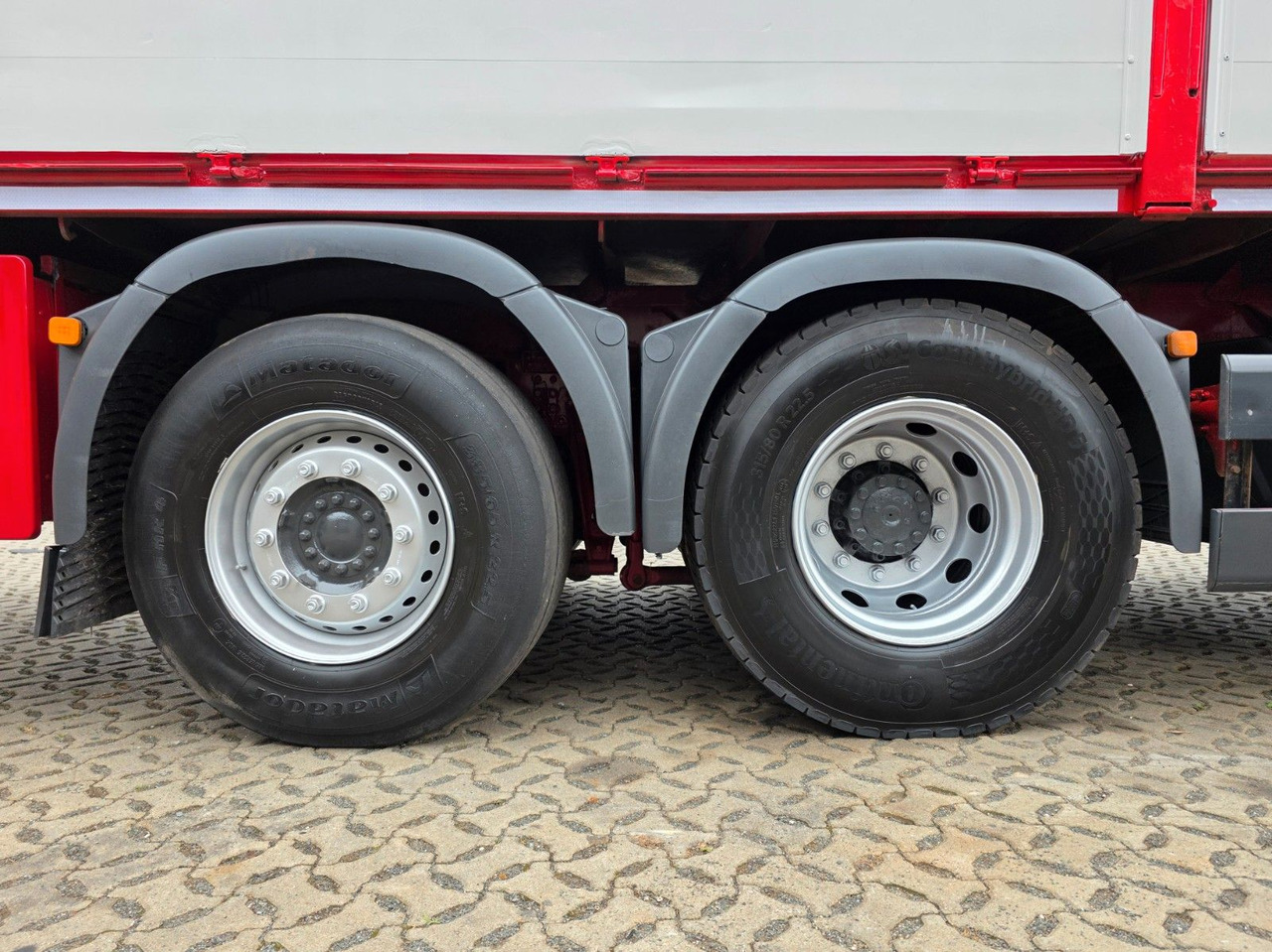 Camião grua MAN TGX 26.360 6x2-2 BL / Intarder / HIAB 166K PRO: foto 48 Camião grua MAN TGX 26.360 6x2-2 BL / Intarder / HIAB 166K PRO: foto 48