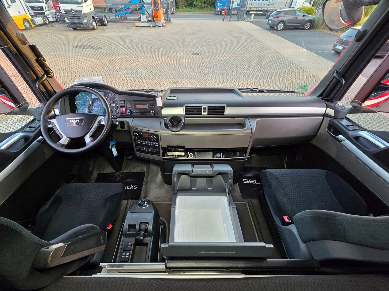 Camião grua MAN TGX 26.360 6x2-2 BL / Intarder / HIAB 166K PRO: foto 32 Camião grua MAN TGX 26.360 6x2-2 BL / Intarder / HIAB 166K PRO: foto 32