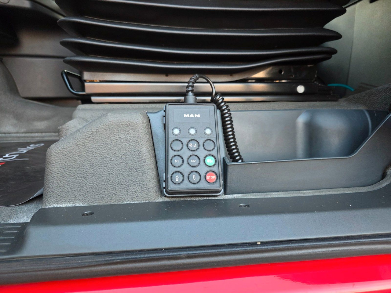 Camião grua MAN TGX 26.360 6x2-2 BL / Intarder / HIAB 166K PRO: foto 40 Camião grua MAN TGX 26.360 6x2-2 BL / Intarder / HIAB 166K PRO: foto 40