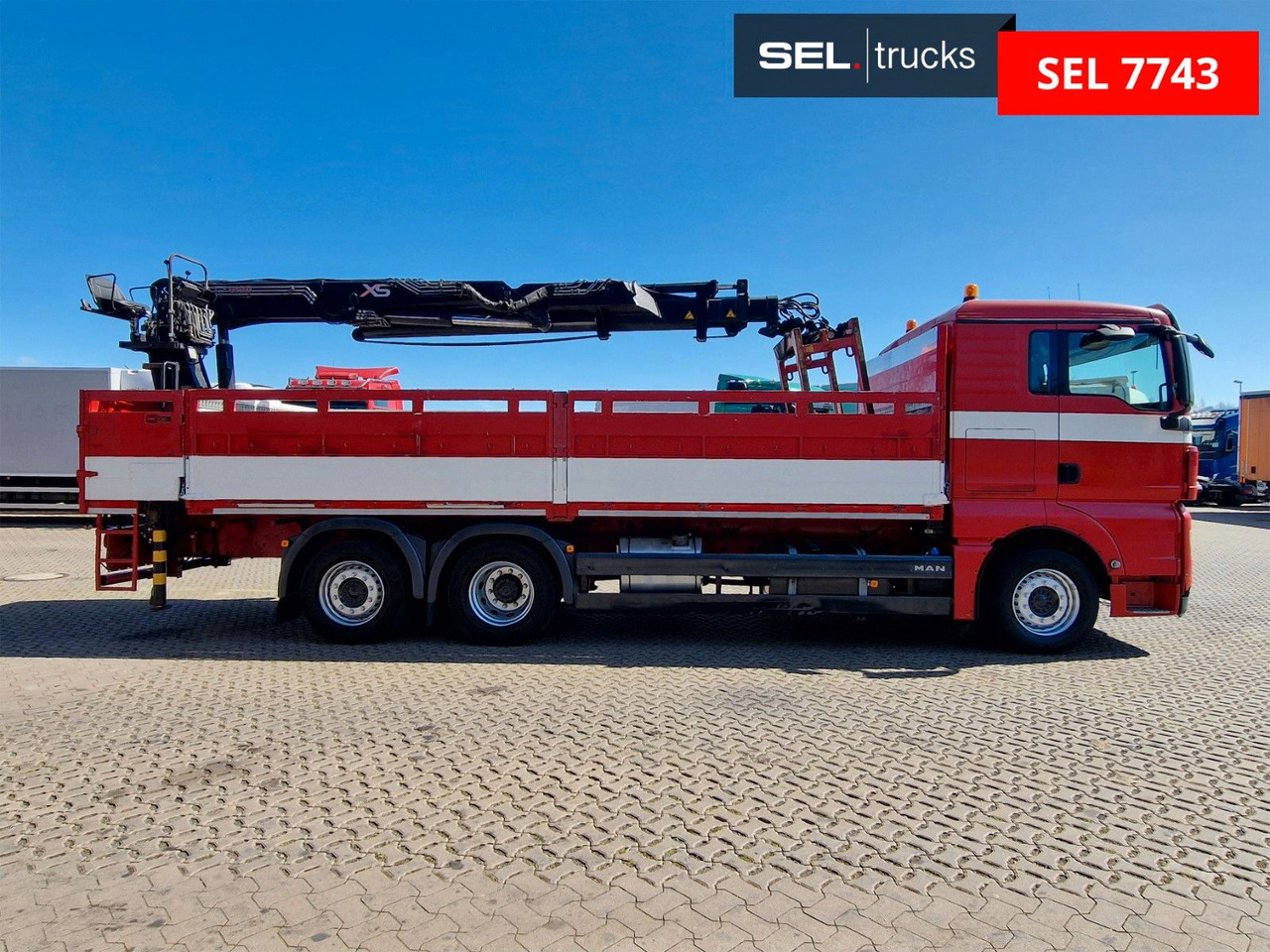 MAN TGX 26.400 6x2-2 BL / Intarder / HIAB /Lenkachse - Camião grua: foto 4 MAN TGX 26.400 6x2-2 BL / Intarder / HIAB /Lenkachse - Camião grua: foto 4