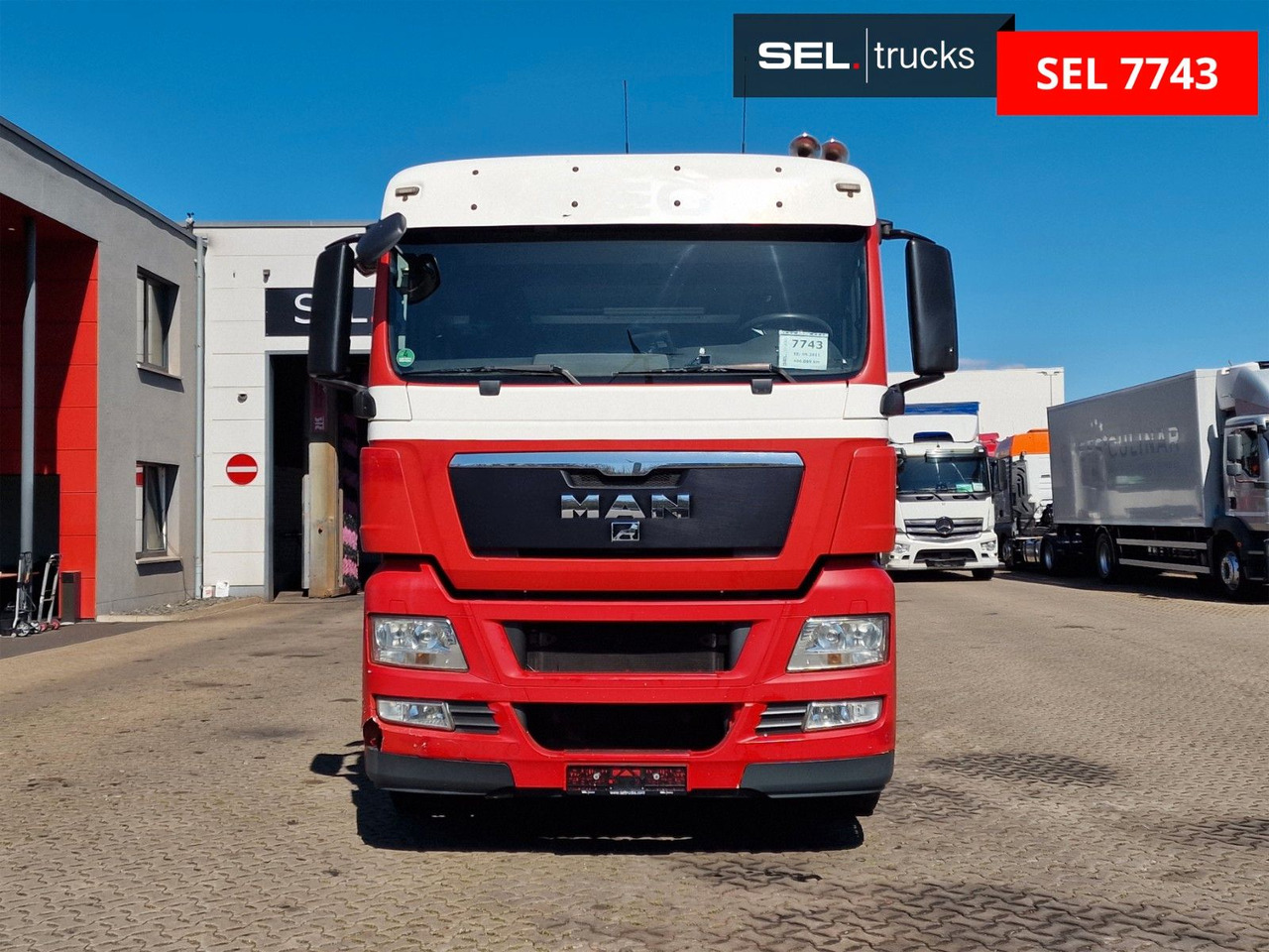 MAN TGX 26.400 6x2-2 BL / Intarder / HIAB /Lenkachse - Camião grua: foto 2 MAN TGX 26.400 6x2-2 BL / Intarder / HIAB /Lenkachse - Camião grua: foto 2