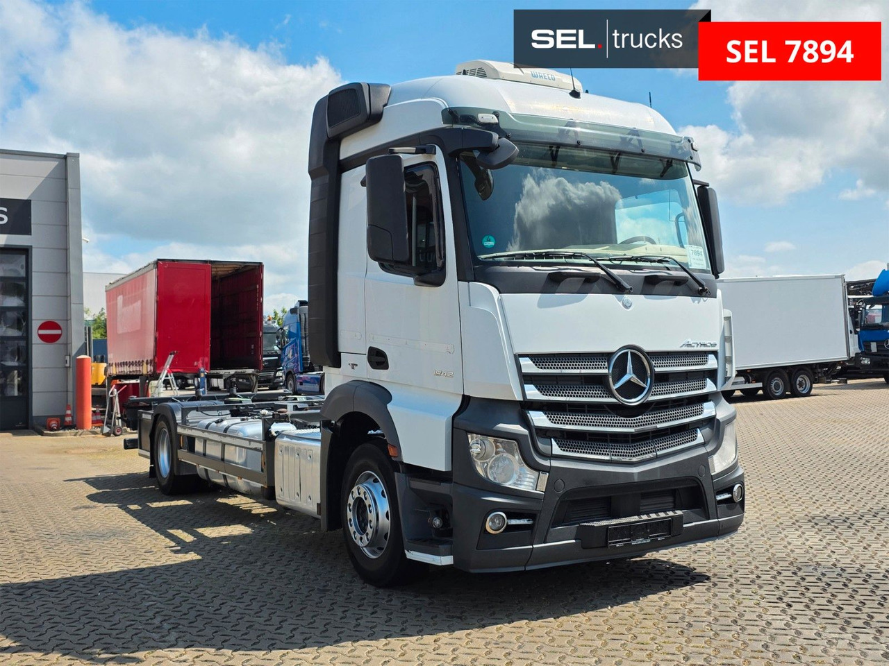 Mercedes-Benz Actros 1842 / Standklimaanlage - Camião transportador de contêineres/ Caixa móvel: foto 3 Mercedes-Benz Actros 1842 / Standklimaanlage - Camião transportador de contêineres/ Caixa móvel: foto 3
