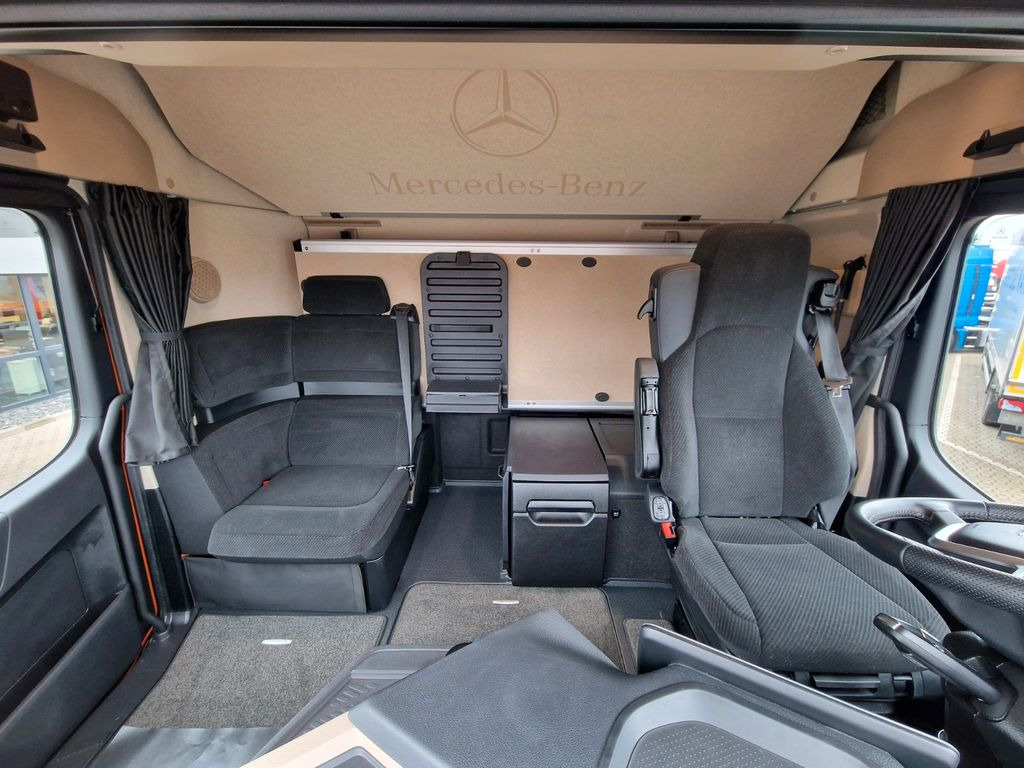 Camião de lona Mercedes-Benz Actros 2548 / Retarder / Aluklappen / Euro 6E: foto 18