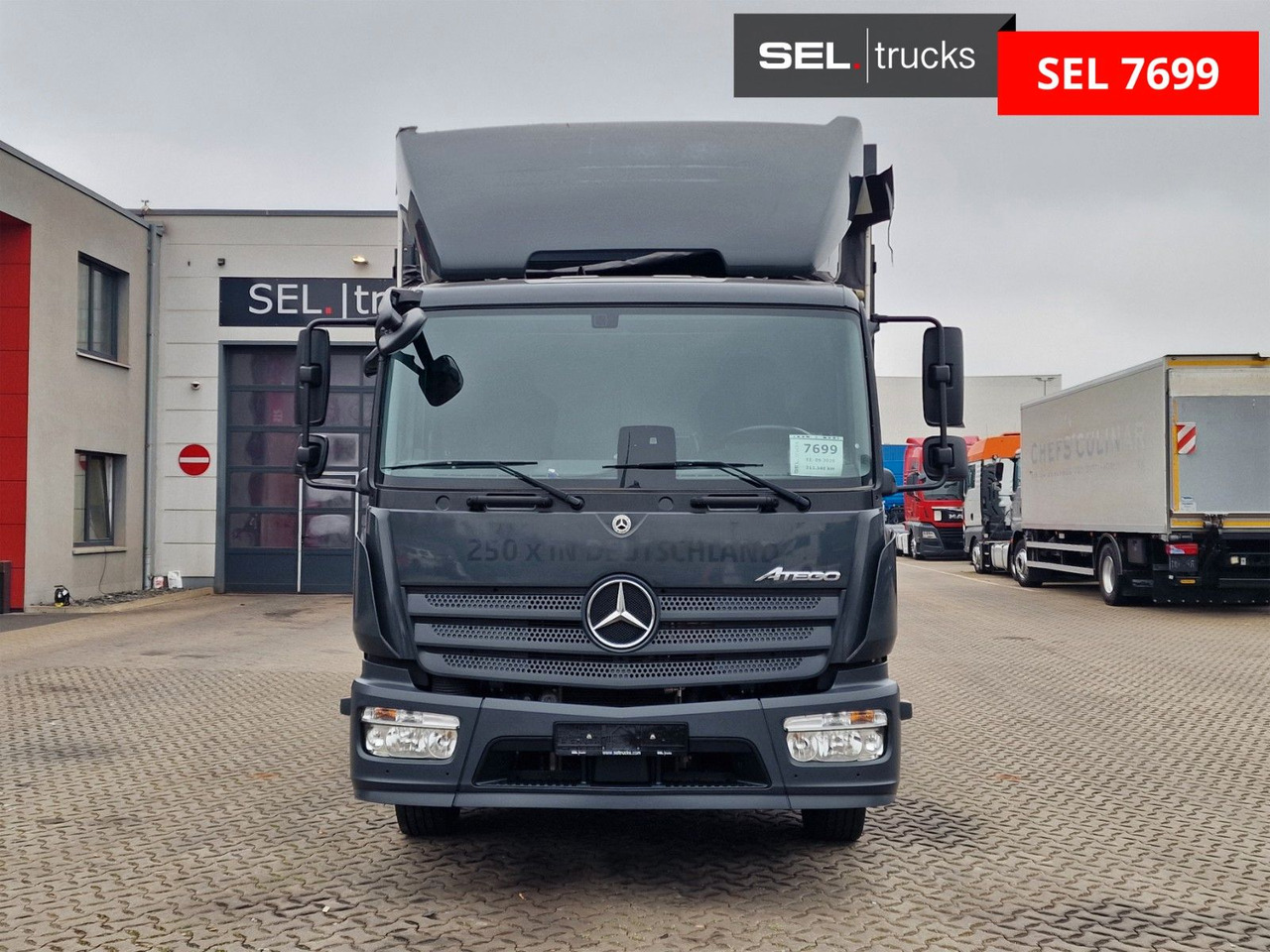Mercedes-Benz Atego 1221 / Ladebordwand - Camião de lona: foto 2 Mercedes-Benz Atego 1221 / Ladebordwand - Camião de lona: foto 2