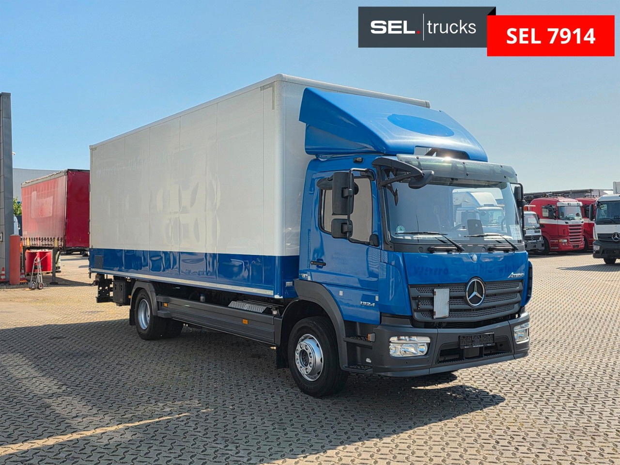 Mercedes-Benz Atego 1324 / Ladebordwand - Camião furgão: foto 3 Mercedes-Benz Atego 1324 / Ladebordwand - Camião furgão: foto 3