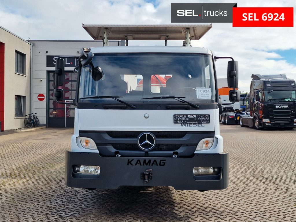 Mercedes-Benz KAMAG WBH 25 / Wiesel Umsetzer Sattelplatte  - Camião transportador de contêineres/ Caixa móvel: foto 2 Mercedes-Benz KAMAG WBH 25 / Wiesel Umsetzer Sattelplatte  - Camião transportador de contêineres/ Caixa móvel: foto 2