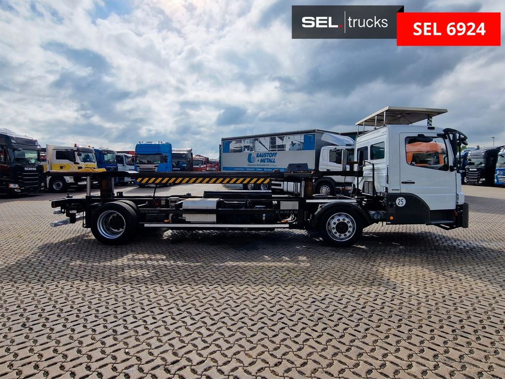 Mercedes-Benz KAMAG WBH 25 / Wiesel Umsetzer Sattelplatte  - Camião transportador de contêineres/ Caixa móvel: foto 4 Mercedes-Benz KAMAG WBH 25 / Wiesel Umsetzer Sattelplatte  - Camião transportador de contêineres/ Caixa móvel: foto 4