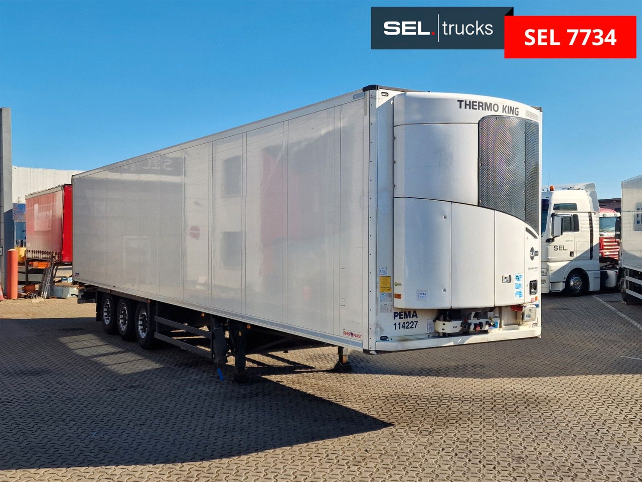 Schmitz Cargobull SKO 24/L - 13.4 FP 45 COOL / Rolltor - Semi-reboque frigorífico: foto 4 Schmitz Cargobull SKO 24/L - 13.4 FP 45 COOL / Rolltor - Semi-reboque frigorífico: foto 4