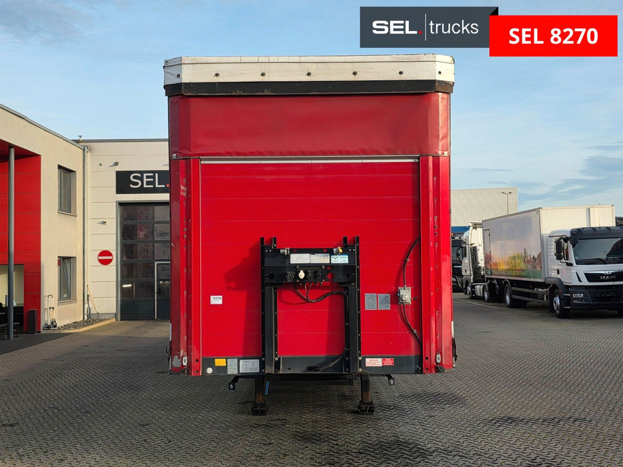 Schwarzmüller SJ / Liftachse - Semi-reboque transporte de bebidas: foto 2 Schwarzmüller SJ / Liftachse - Semi-reboque transporte de bebidas: foto 2