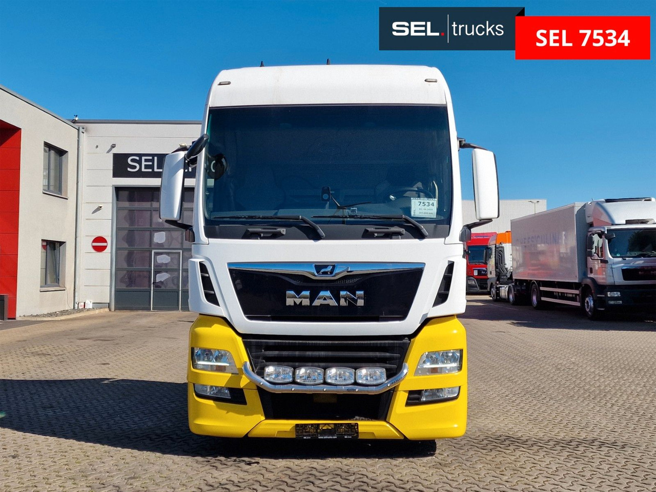 MAN TGX 18.420 4X2 LLS-U / 2 Tanks - Tractor: foto 2 MAN TGX 18.420 4X2 LLS-U / 2 Tanks - Tractor: foto 2