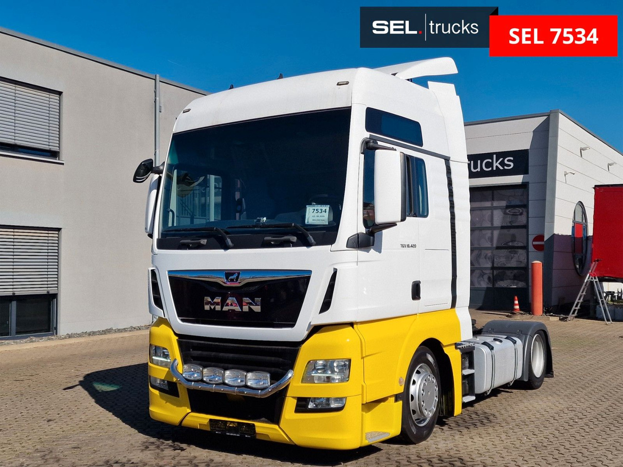MAN TGX 18.420 4X2 LLS-U / 2 Tanks - Tractor: foto 1 MAN TGX 18.420 4X2 LLS-U / 2 Tanks - Tractor: foto 1