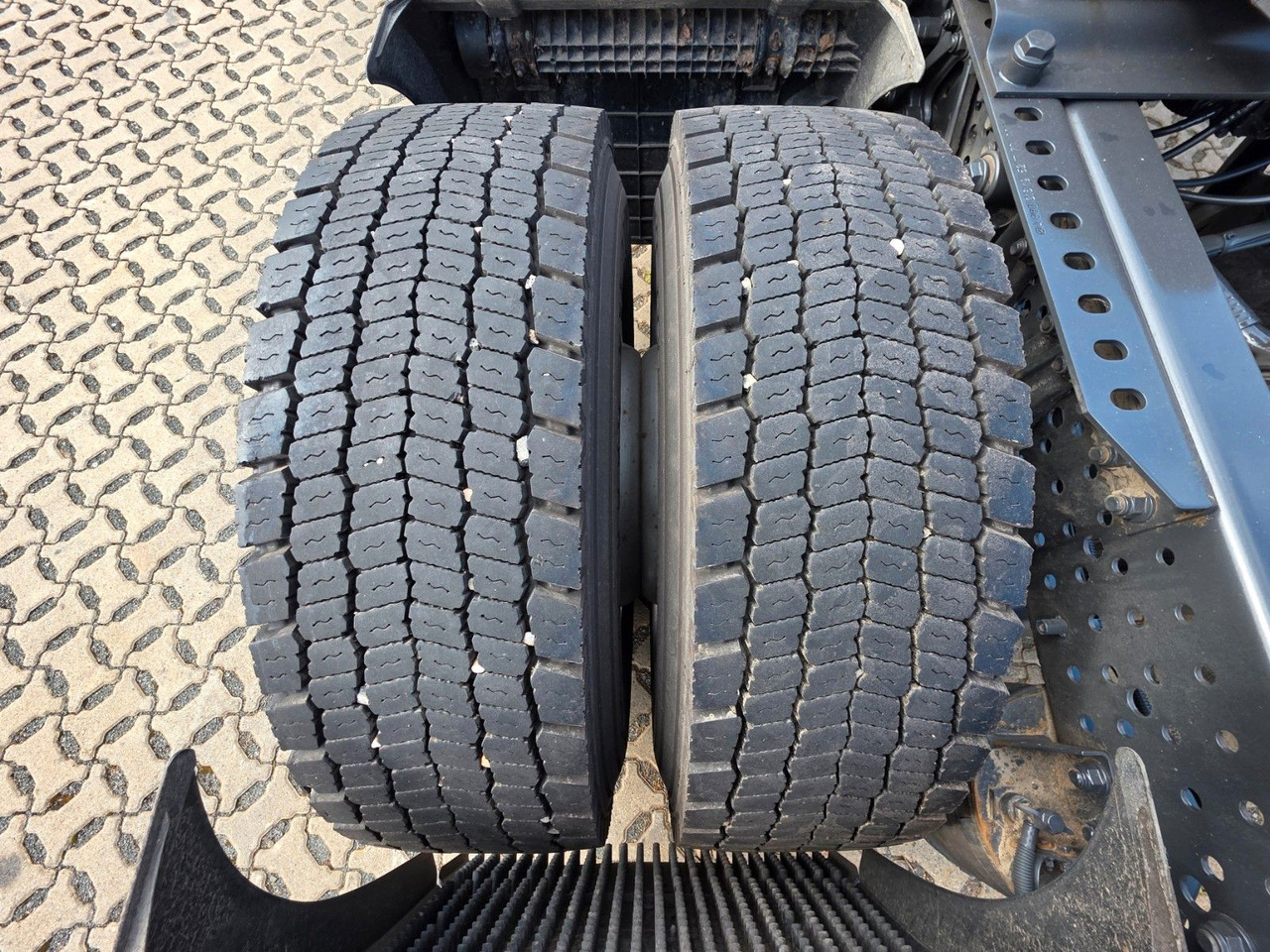 Tractor Mercedes-Benz Antos 1840 / WENIG KM / LOW MILLAGES: foto 29