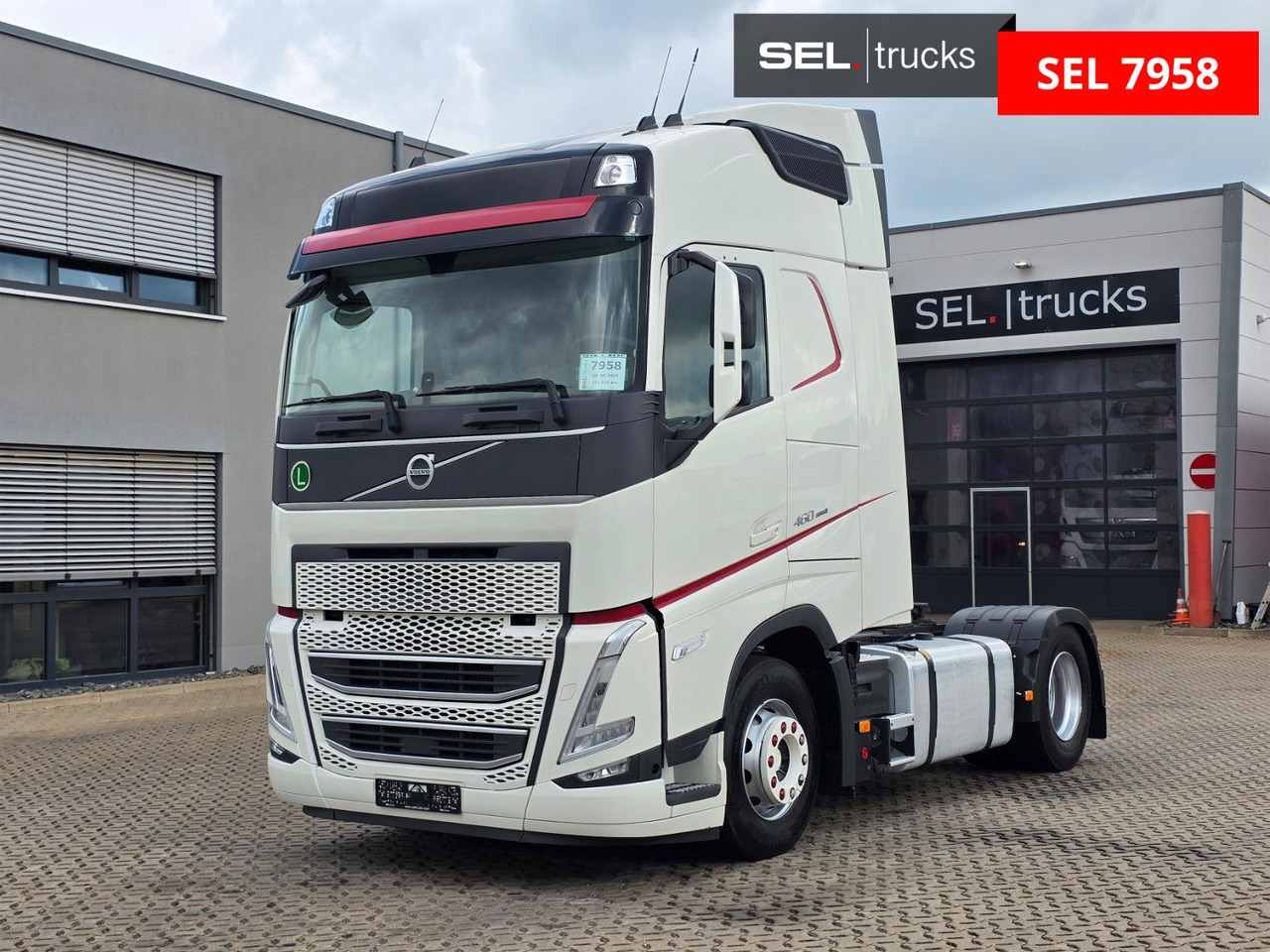 Volvo FH 460 / 2 Tanks / Standklimaanlage / 6E - Tractor: foto 1 Volvo FH 460 / 2 Tanks / Standklimaanlage / 6E - Tractor: foto 1