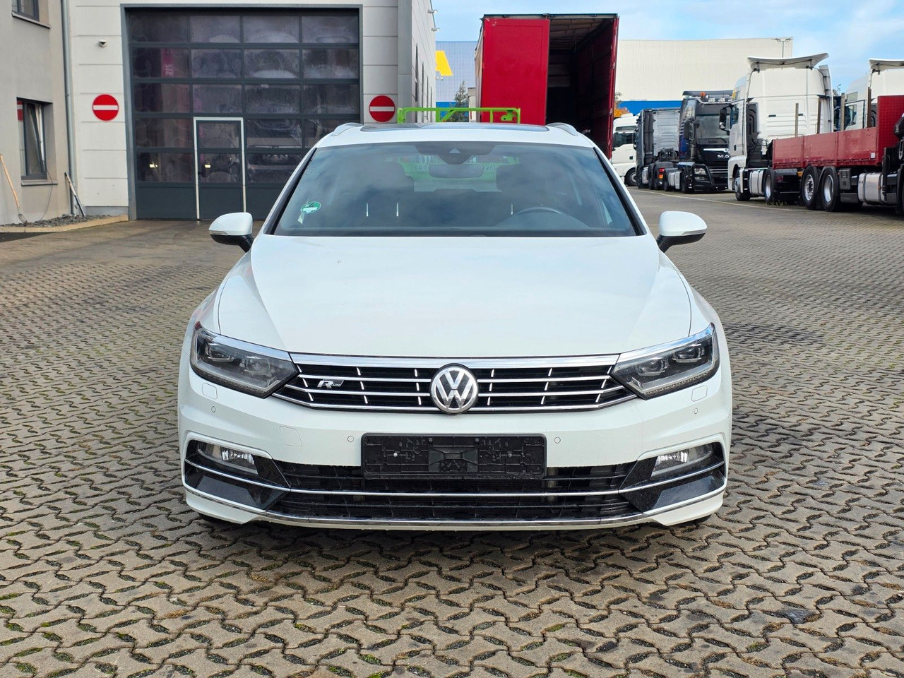 Volkswagen Passat Variant Highline BMT/Start-Stopp - Carrinha: foto 2 Volkswagen Passat Variant Highline BMT/Start-Stopp - Carrinha: foto 2
