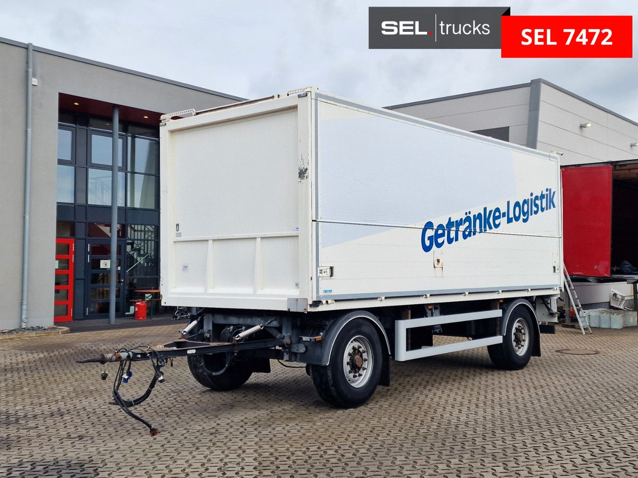 Web-Trailer PRASQ 18 / Ladebordwand - Reboque transporte de bebidas: foto 1 Web-Trailer PRASQ 18 / Ladebordwand - Reboque transporte de bebidas: foto 1
