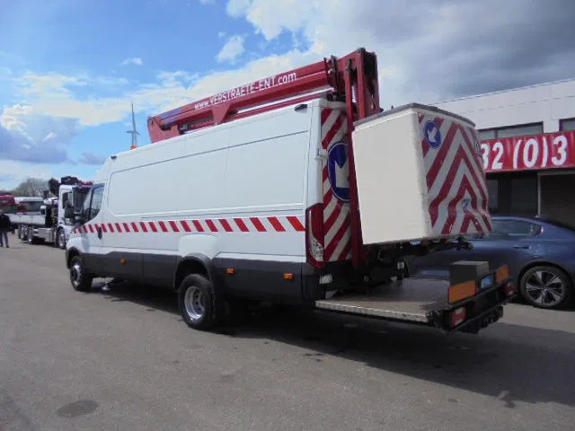 Iveco Daily 70 70C17 - Camião, Camião grua: foto 4 Iveco Daily 70 70C17 - Camião, Camião grua: foto 4