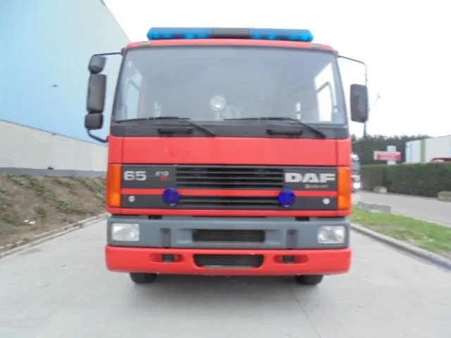 DAF 65.210 - Carro de bombeiro: foto 2 DAF 65.210 - Carro de bombeiro: foto 2