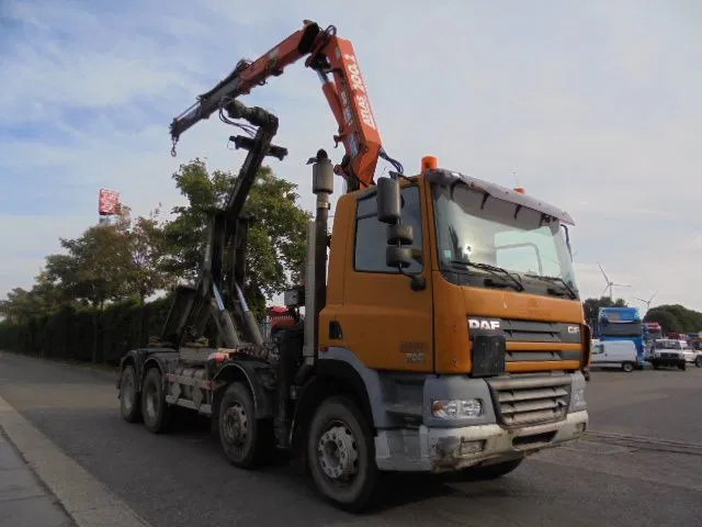DAF 85.360 8X4 - Camião com sistema de cabo, Camião grua: foto 3 DAF 85.360 8X4 - Camião com sistema de cabo, Camião grua: foto 3