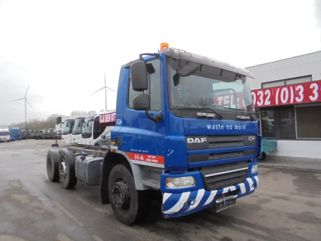 DAF CF 75.250 6X2 - Camião chassi: foto 3 DAF CF 75.250 6X2 - Camião chassi: foto 3
