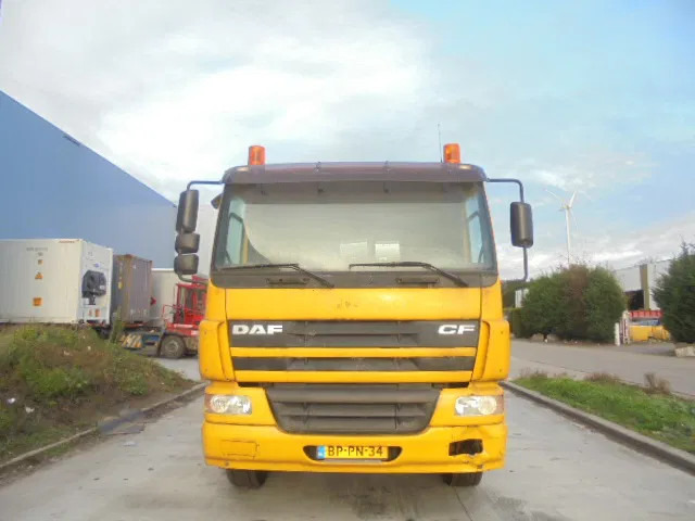 DAF CF 75.250 6X2 NL TRUCK - Camião chassi: foto 2 DAF CF 75.250 6X2 NL TRUCK - Camião chassi: foto 2