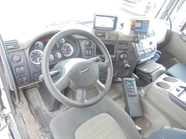 DAF CF 75.250 6X2 NL TRUCK - Caminhão de lixo: foto 5 DAF CF 75.250 6X2 NL TRUCK - Caminhão de lixo: foto 5
