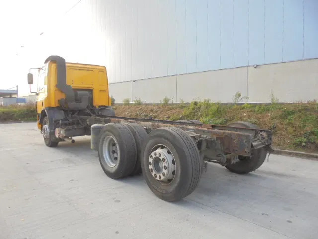DAF CF 75.250 6X2 NL TRUCK - Camião chassi: foto 5 DAF CF 75.250 6X2 NL TRUCK - Camião chassi: foto 5