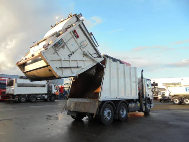 DAF CF 75.250 6x2 - Caminhão de lixo: foto 5 DAF CF 75.250 6x2 - Caminhão de lixo: foto 5