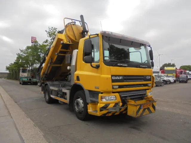 DAF CF 75.250 RAVO NL TRUCK LIKE NEW - Caminhão limpa fossa: foto 3 DAF CF 75.250 RAVO NL TRUCK LIKE NEW - Caminhão limpa fossa: foto 3