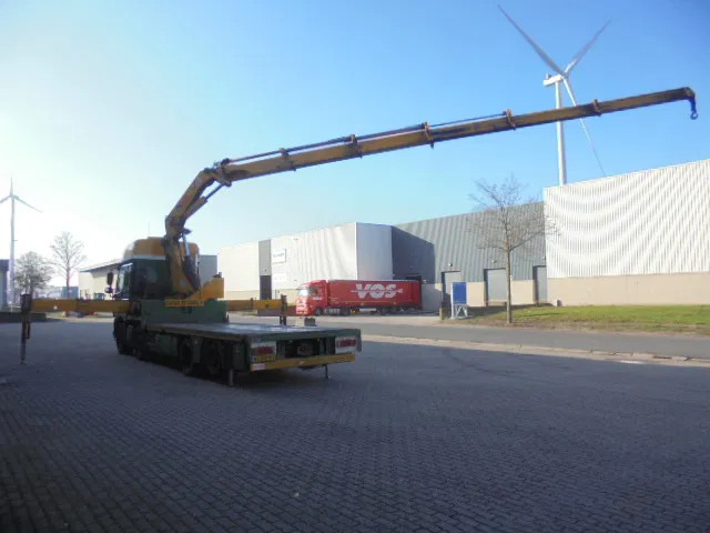 DAF CF 85 410 8X2 HIAB 422/5 HI PRO NL TRUCK - Camião grua: foto 4 DAF CF 85 410 8X2 HIAB 422/5 HI PRO NL TRUCK - Camião grua: foto 4