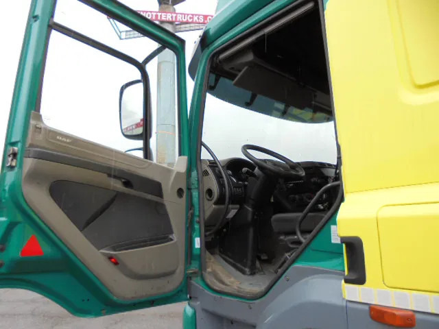 DAF FAD 85-460 8X4 - Camião de caixa aberta/ Plataforma, Camião grua: foto 5 DAF FAD 85-460 8X4 - Camião de caixa aberta/ Plataforma, Camião grua: foto 5