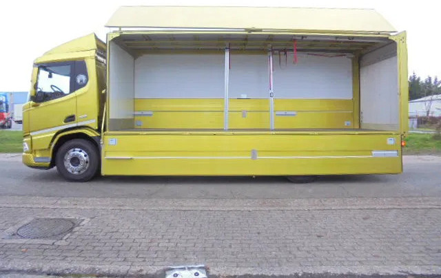 DAF XD 370 FA DEMO MET FABRIEKS GARANTIE NL TRUCK - Camião furgão: foto 1 DAF XD 370 FA DEMO MET FABRIEKS GARANTIE NL TRUCK - Camião furgão: foto 1