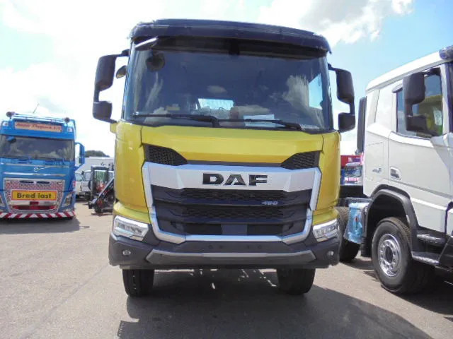 DAF XD 450 F 8X4 NIEUW MET FABRIEKS GARANTIE - Camião chassi: foto 2 DAF XD 450 F 8X4 NIEUW MET FABRIEKS GARANTIE - Camião chassi: foto 2
